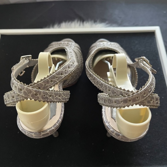Christian Dior Leather Animal Print Slingback Sandals. Gray Size 39.5 - Picture 6 of 16